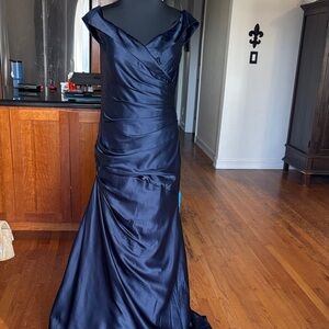 New Without Tags La Femme Elegant Navy Gown